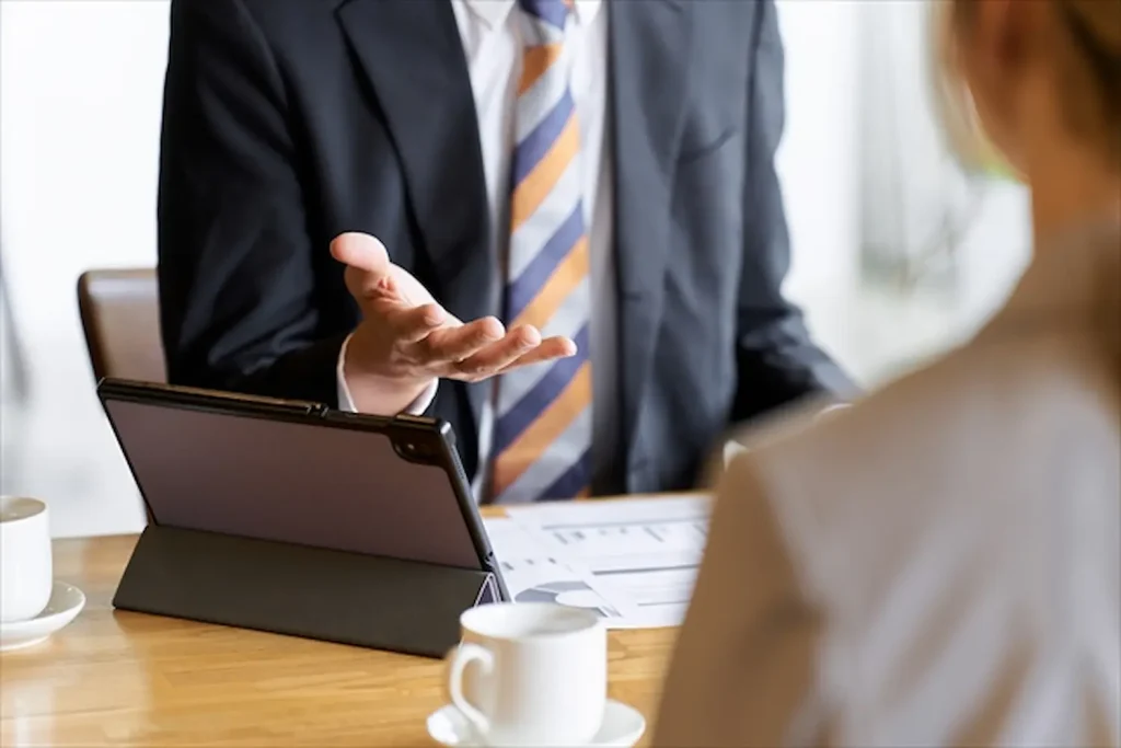 ご相談の流れ｜ご来店にてヒアリングのイメージ画像